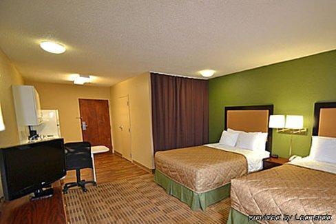 Extended America - Syracuse - Dewitt 2* East Syracuse